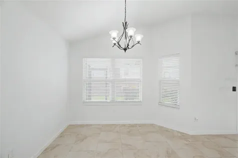 11281 Stewart Loop Oxford FL 34484