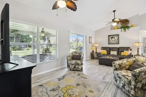 313 Eastridge Drive Eustis FL 32726