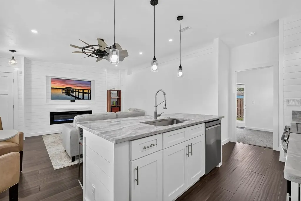 403 Frances Terrace Daytona Beach FL 32118