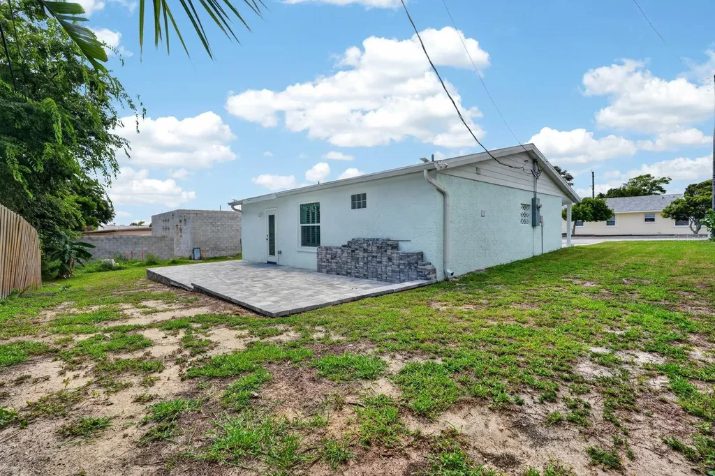 403 Frances Terrace Daytona Beach FL 32118