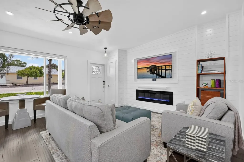 403 Frances Terrace Daytona Beach FL 32118