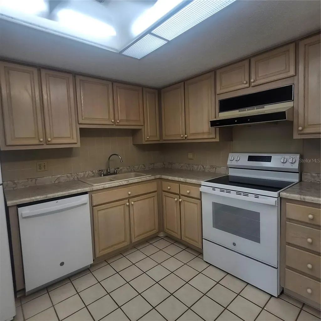 675 S Gulfview Boulevard Clearwater Beach FL 33767