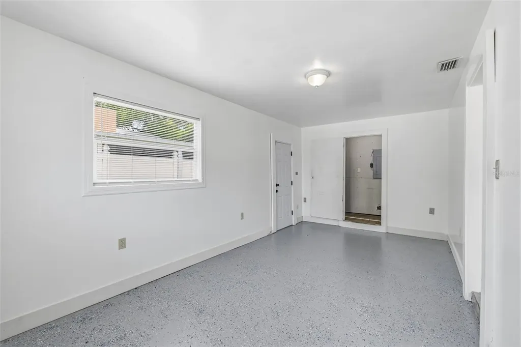 6802 Larmon Street Tampa FL 33634