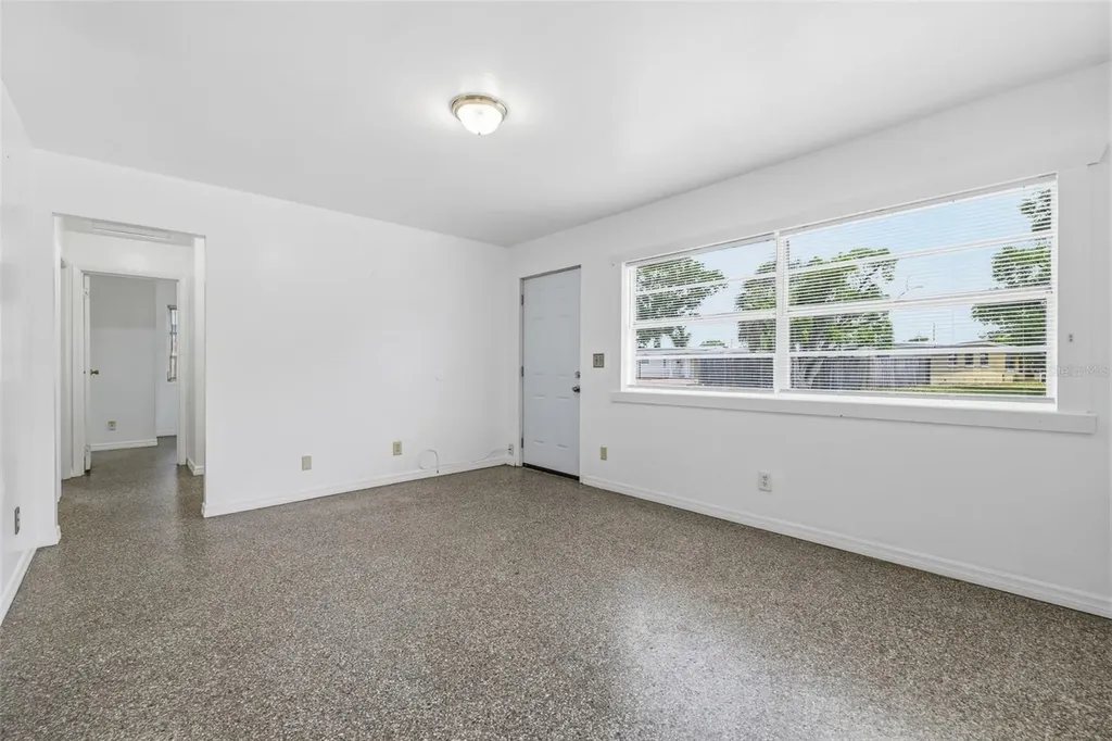 6802 Larmon Street Tampa FL 33634