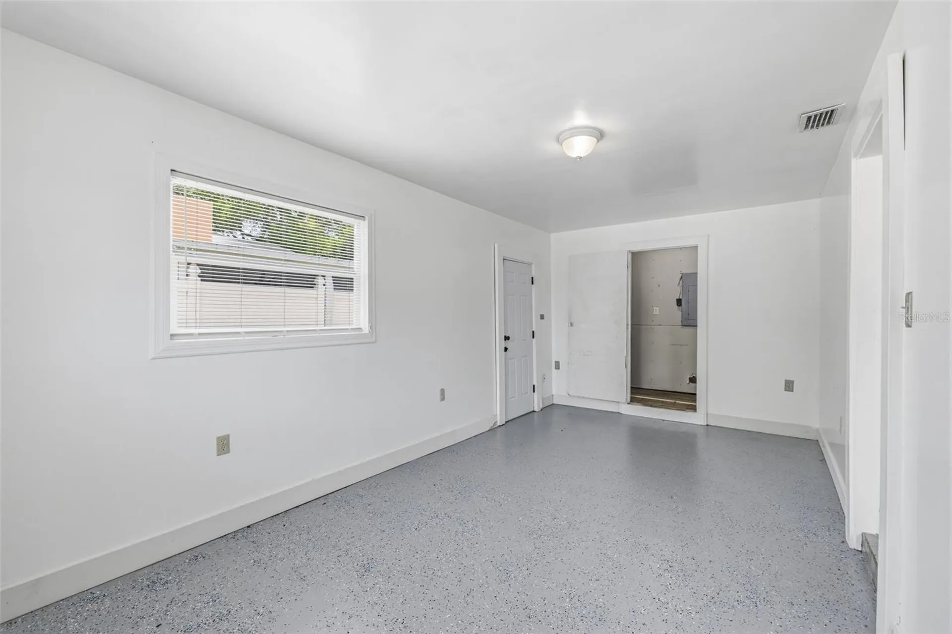 6802 Larmon Street Tampa FL 33634