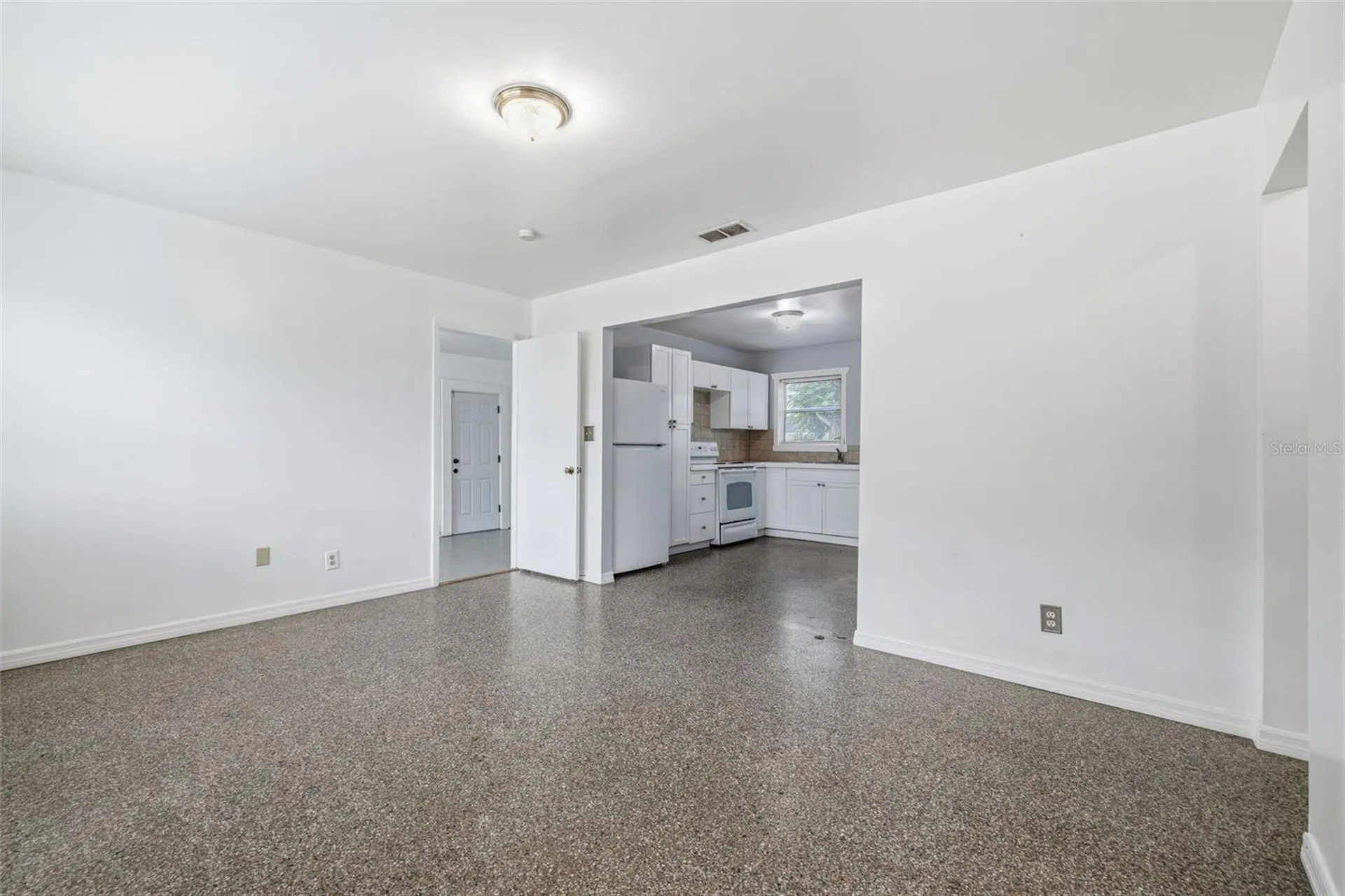 6802 Larmon Street Tampa FL 33634