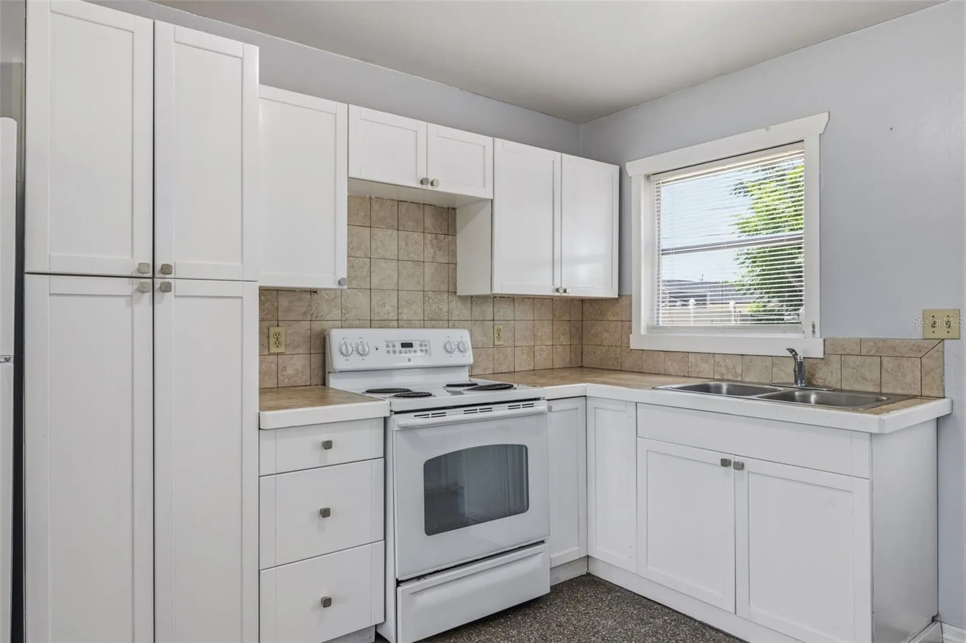 6802 Larmon Street Tampa FL 33634