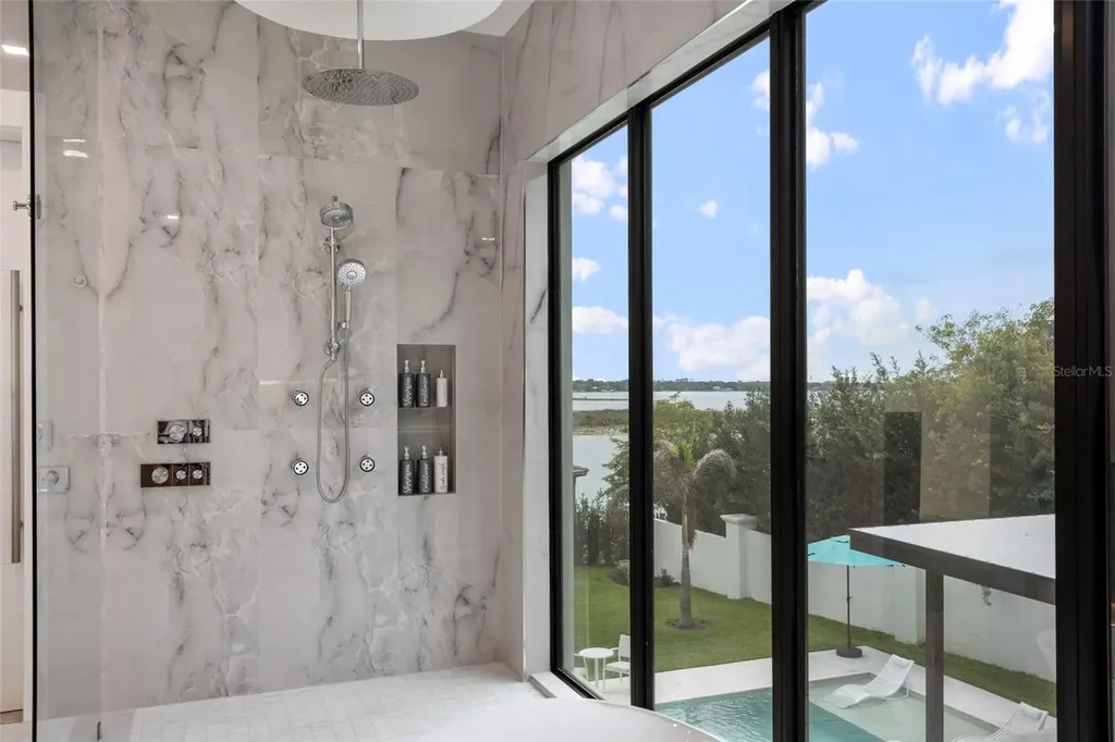 9061 Ron Den Lane Windermere FL 34786