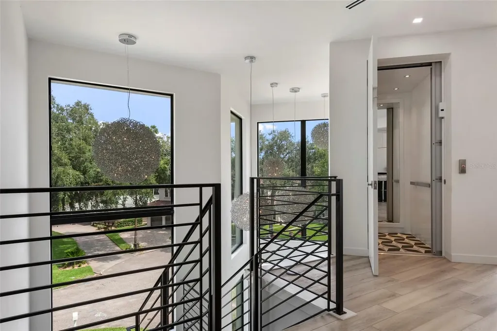 9061 Ron Den Lane Windermere FL 34786