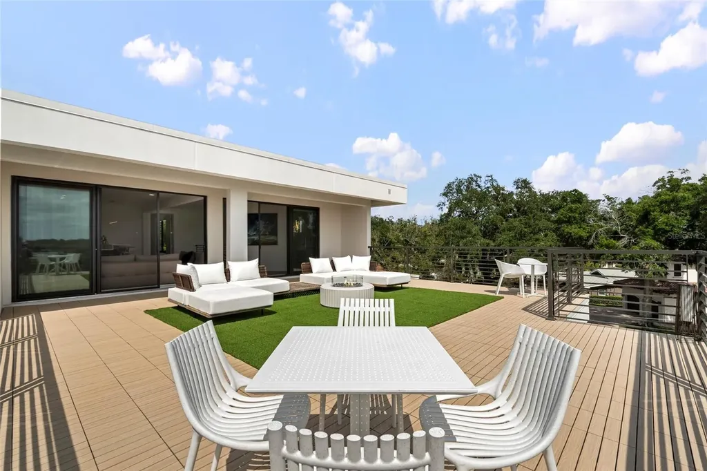 9061 Ron Den Lane Windermere FL 34786