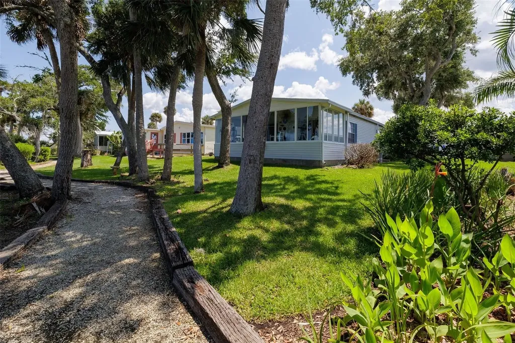 735 Navigators Way Edgewater FL 32141