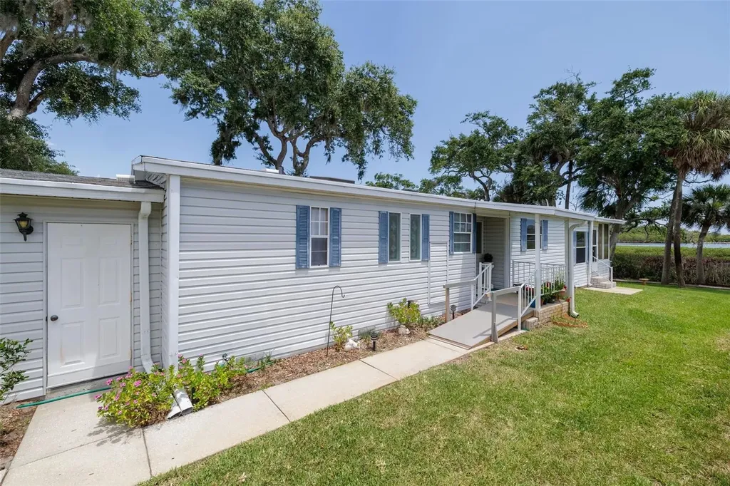 735 Navigators Way Edgewater FL 32141