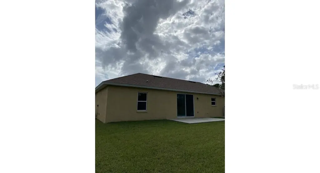 7050 Beckwith Avenue North Port FL 34291