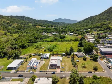 . Sr 975 Km.1.6 Las Calderonas Ceiba PR 00735