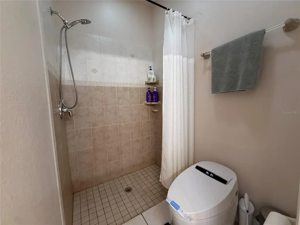 24907 NE 135th Street Salt Springs FL 32134