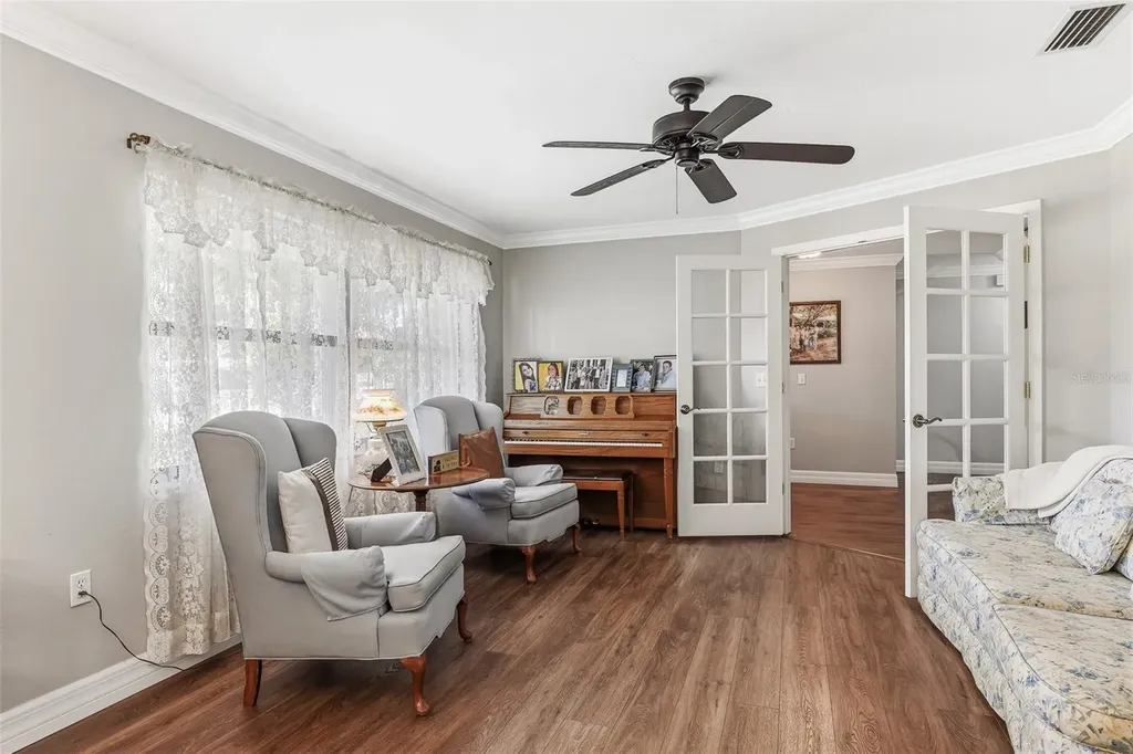 7565 Castle Drive Sarasota FL 34240