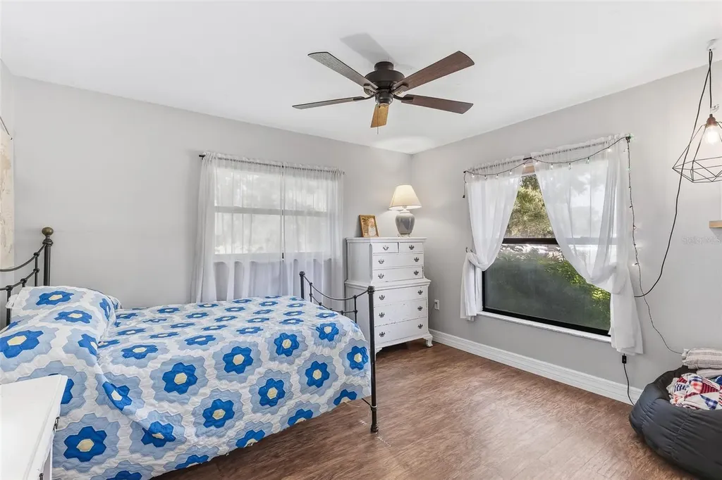7565 Castle Drive Sarasota FL 34240