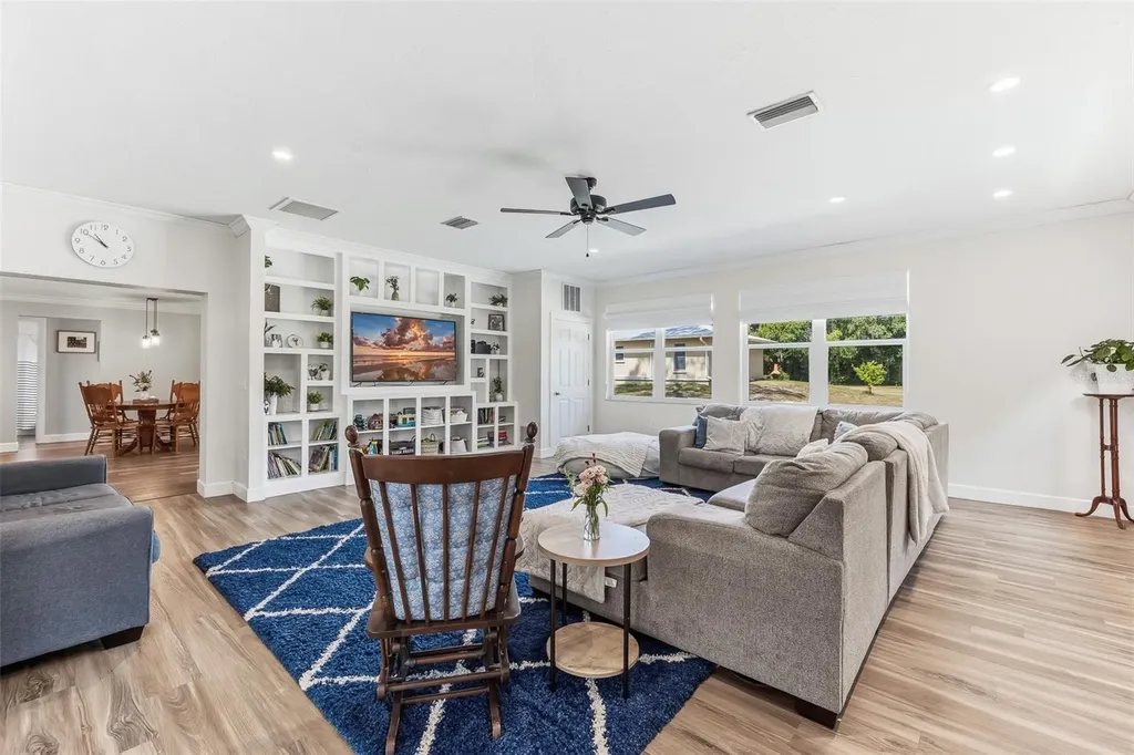7565 Castle Drive Sarasota FL 34240