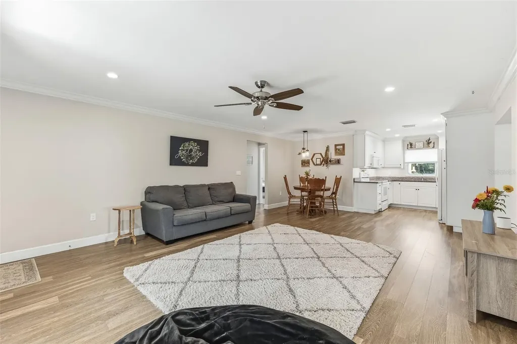 7565 Castle Drive Sarasota FL 34240