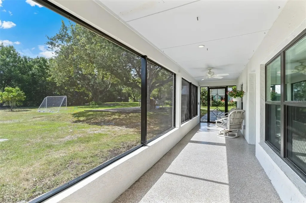 7565 Castle Drive Sarasota FL 34240