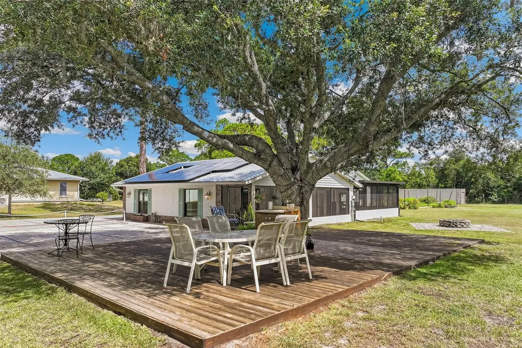 7565 Castle Drive Sarasota FL 34240