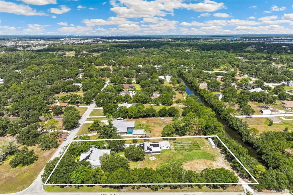 7565 Castle Drive Sarasota FL 34240