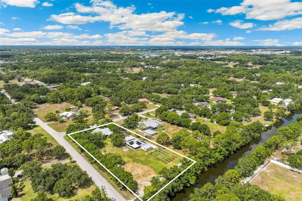 7565 Castle Drive Sarasota FL 34240