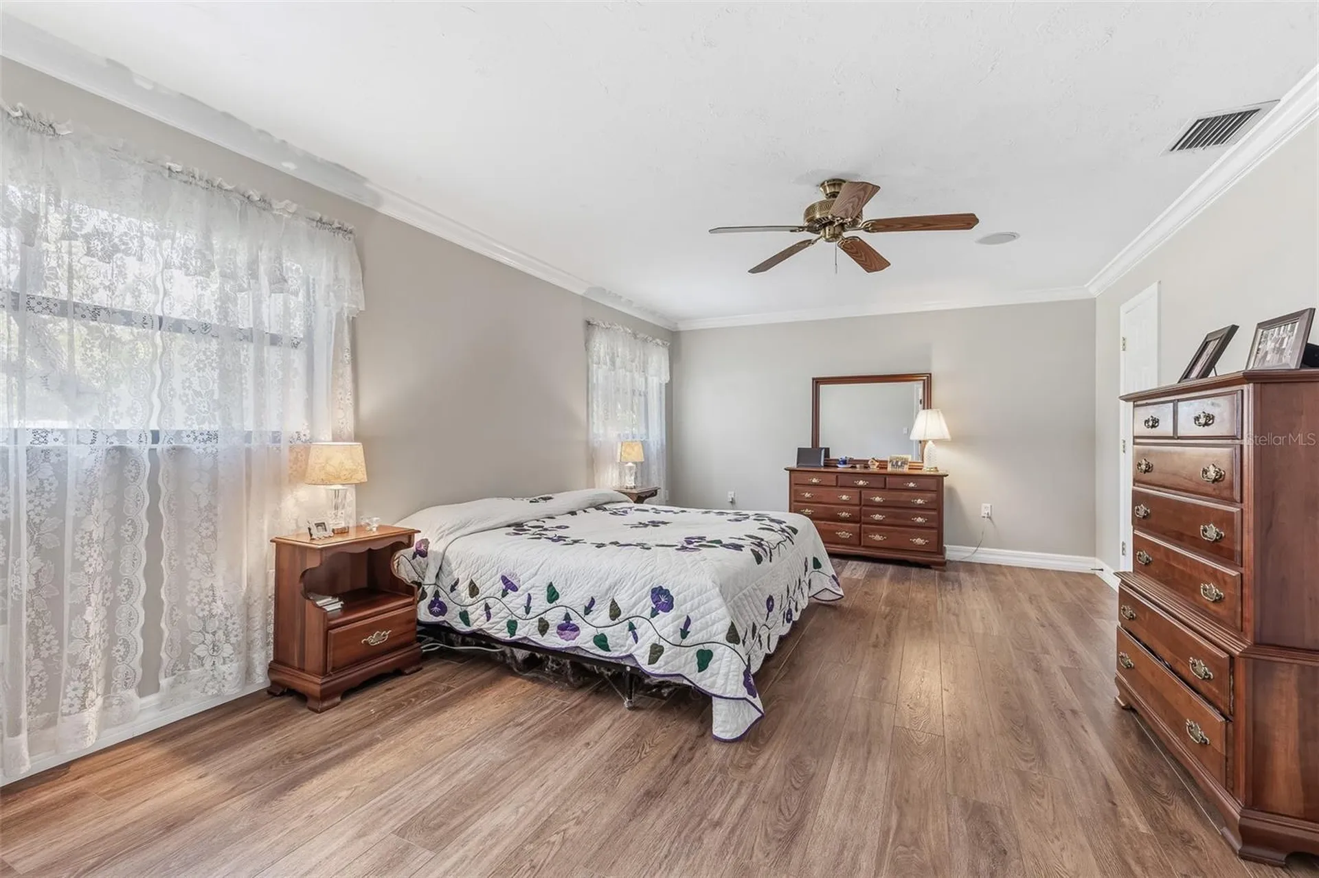 7565 Castle Drive Sarasota FL 34240
