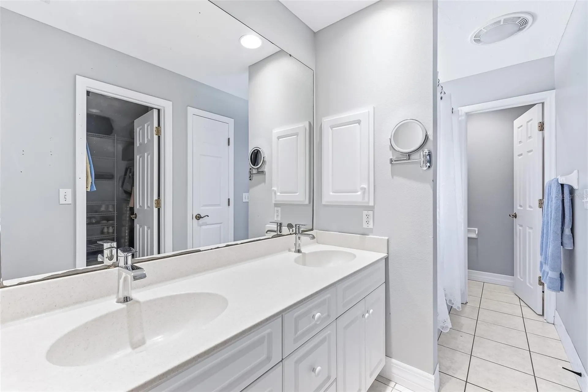7565 Castle Drive Sarasota FL 34240