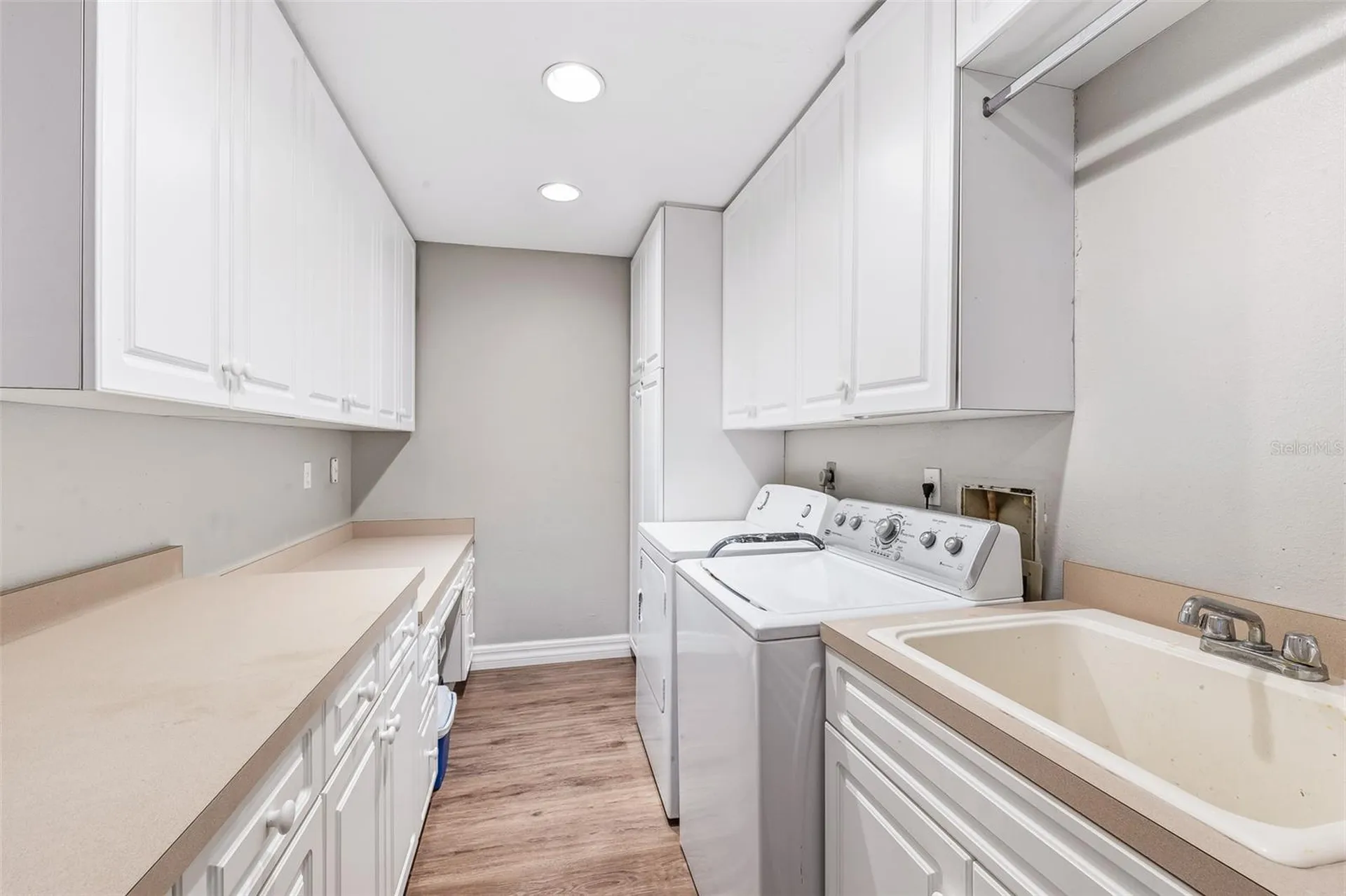 7565 Castle Drive Sarasota FL 34240