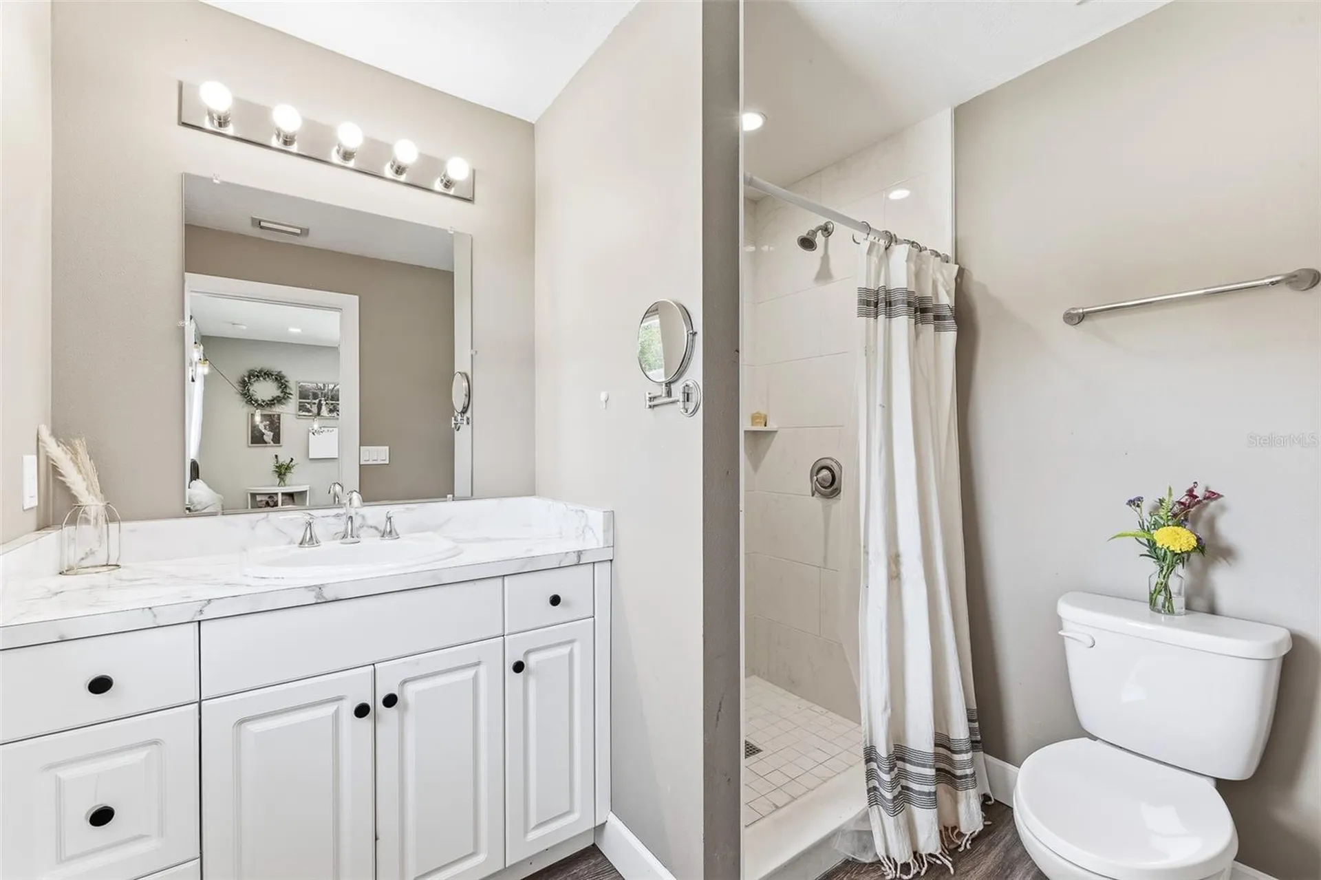 7565 Castle Drive Sarasota FL 34240