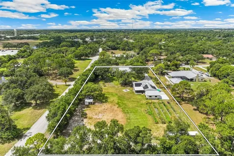 7565 Castle Drive Sarasota FL 34240