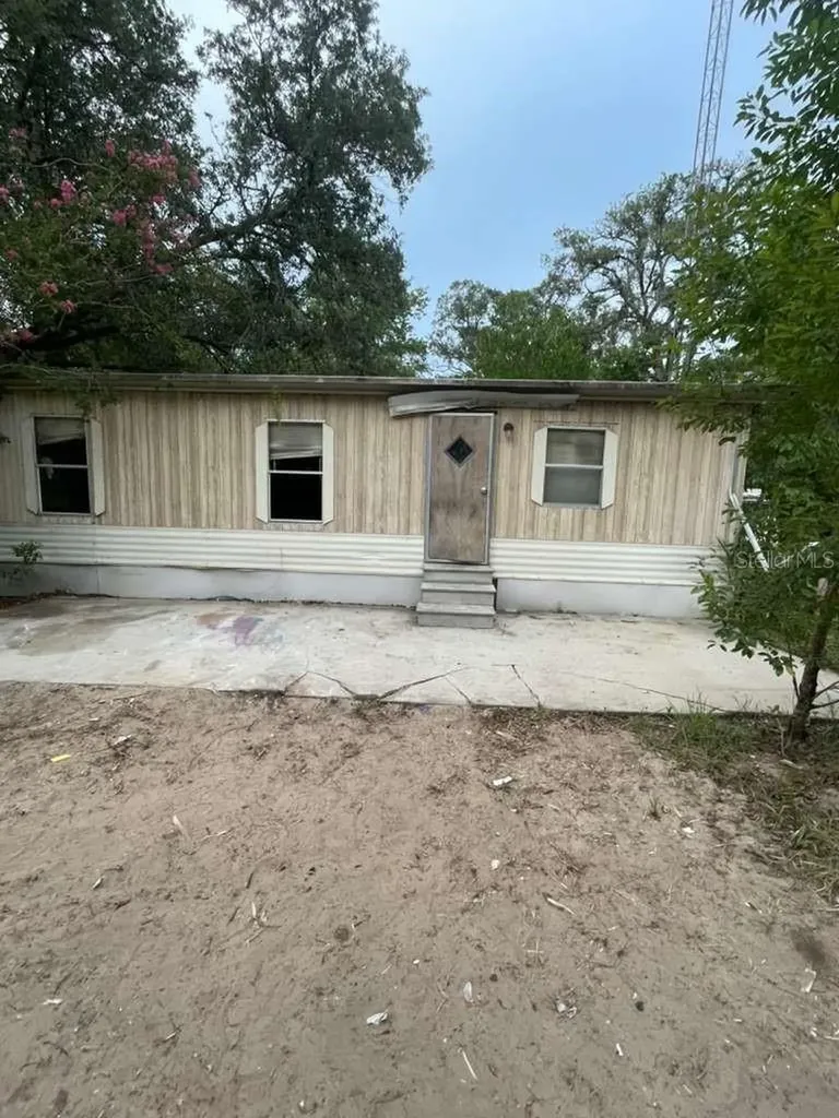 4001 SW 189th Avenue Dunnellon FL 34432