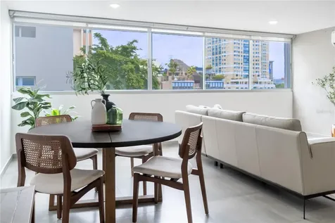 76 Kings Court San Juan PR 00911