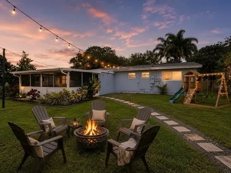 1029 W Country Club Circle Fort Lauderdale FL 33317