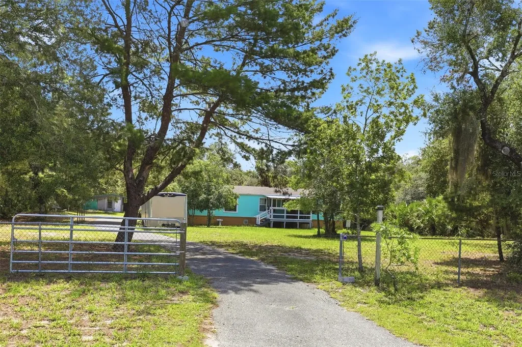 44238 Forest View Road Deland FL 32720