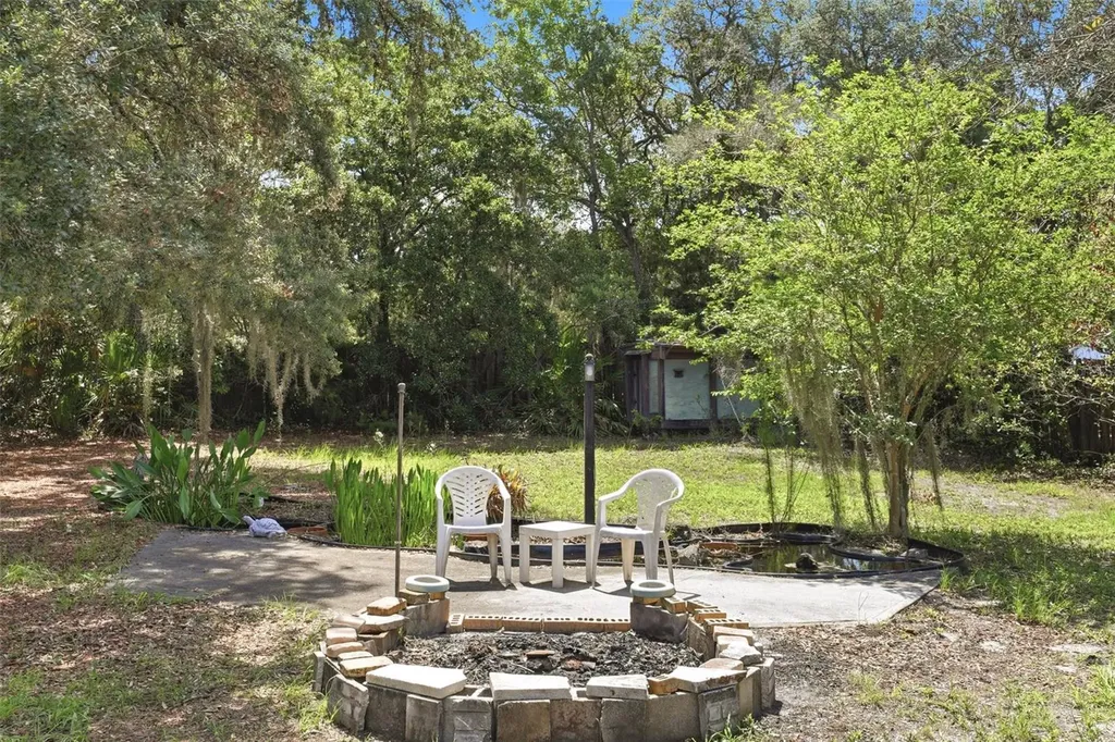 44238 Forest View Road Deland FL 32720