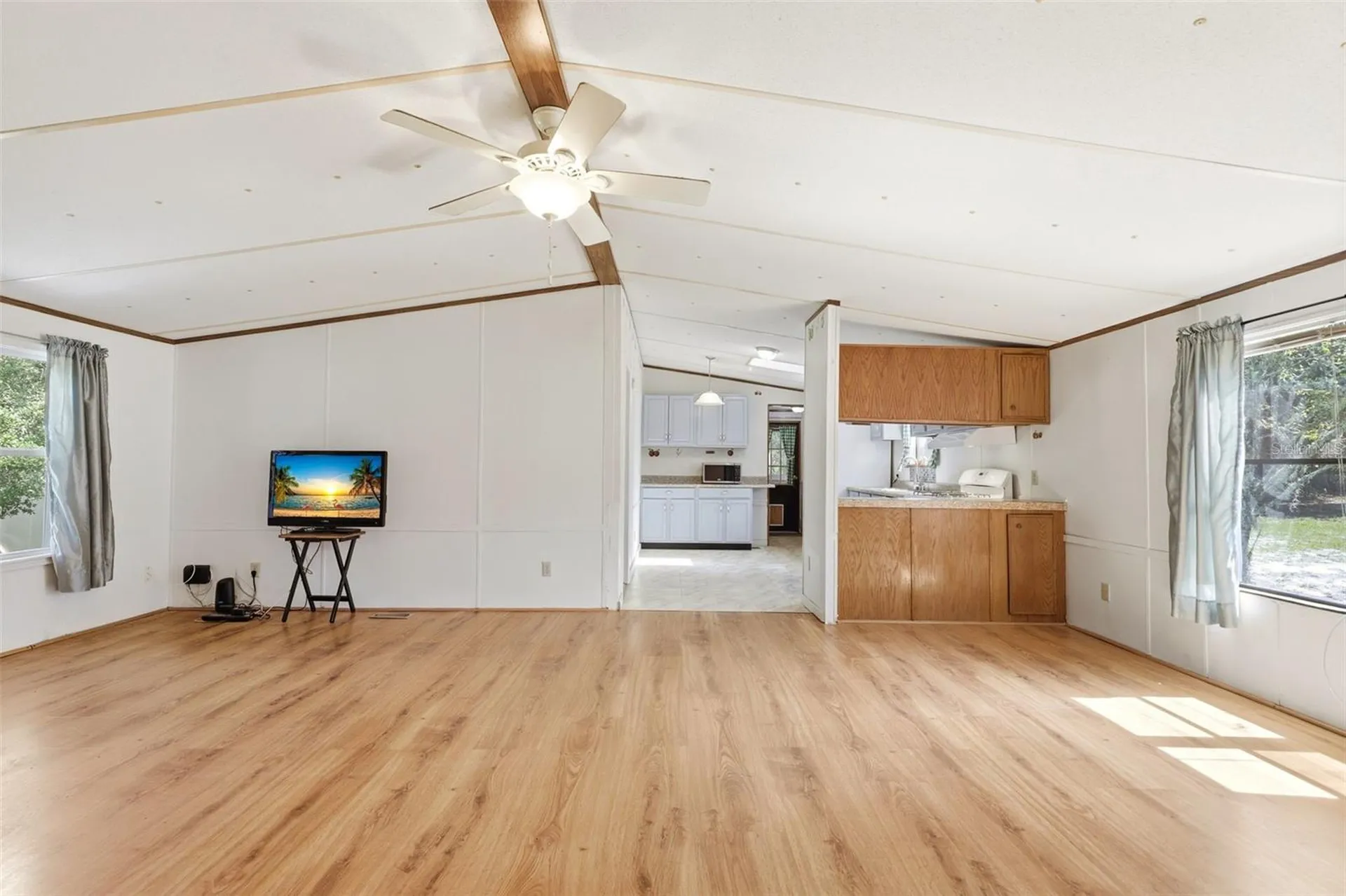 44238 Forest View Road Deland FL 32720