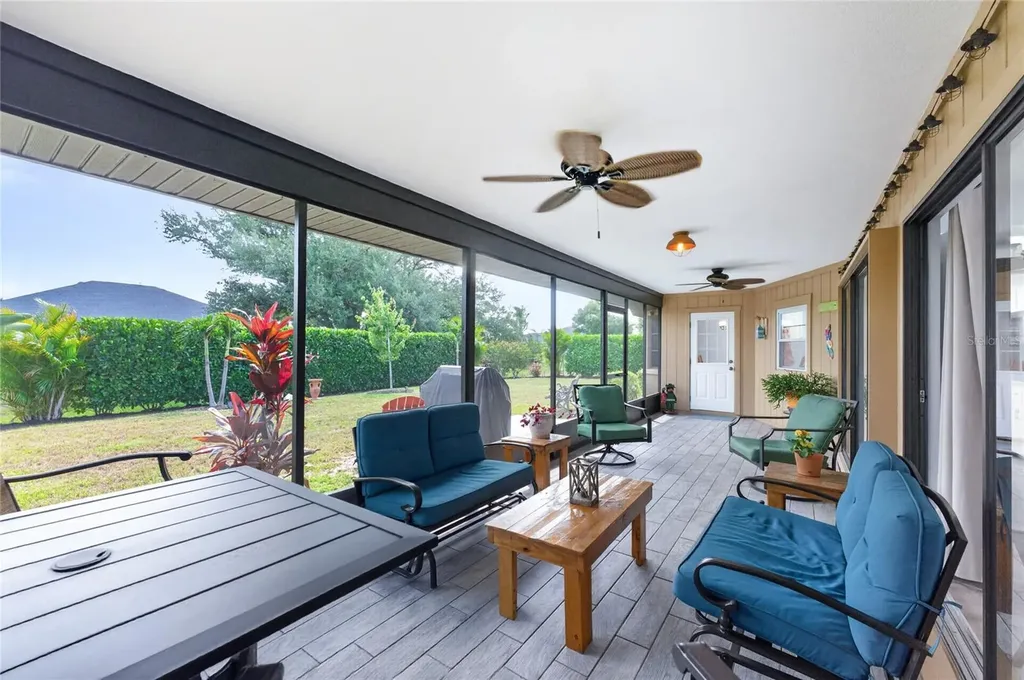 255 Mark Twain Lane Rotonda West FL 33947