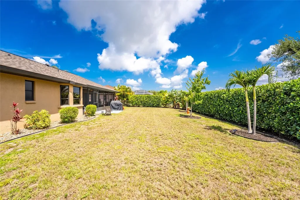 255 Mark Twain Lane Rotonda West FL 33947