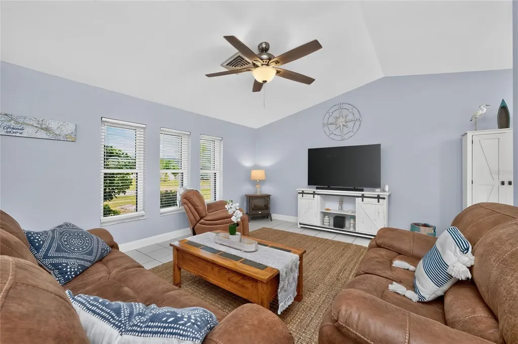 255 Mark Twain Lane Rotonda West FL 33947
