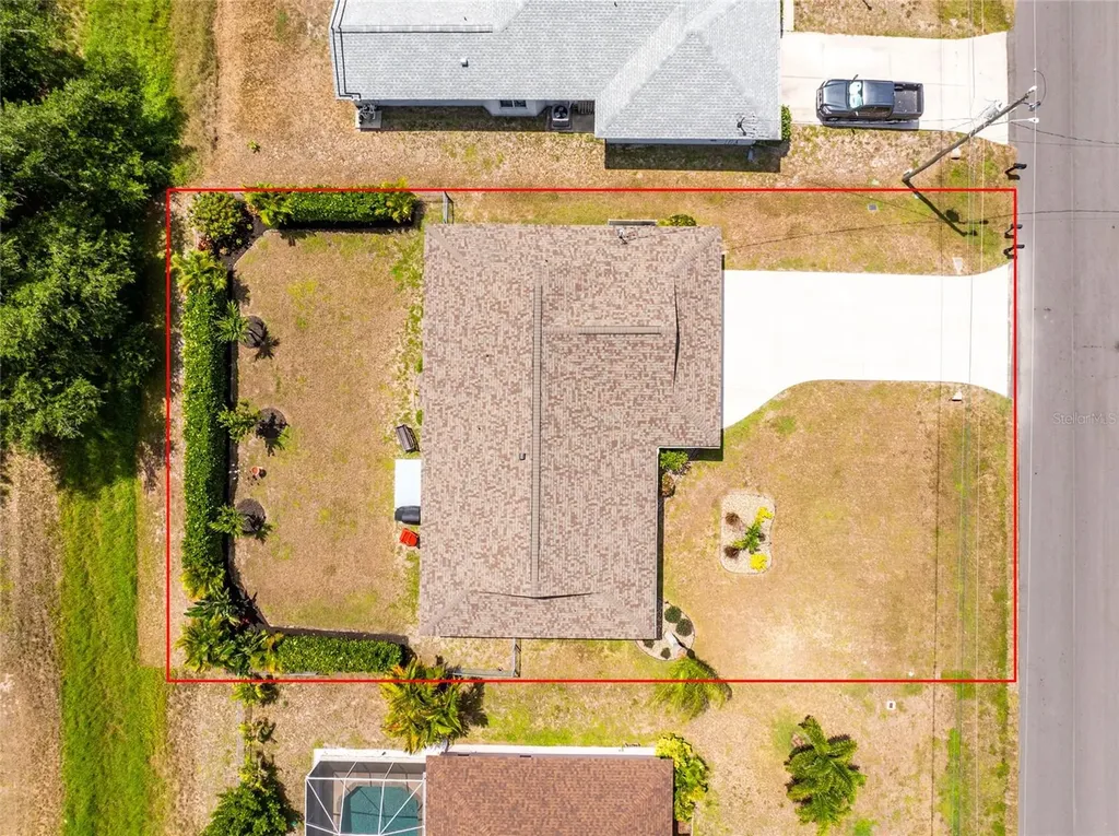 255 Mark Twain Lane Rotonda West FL 33947