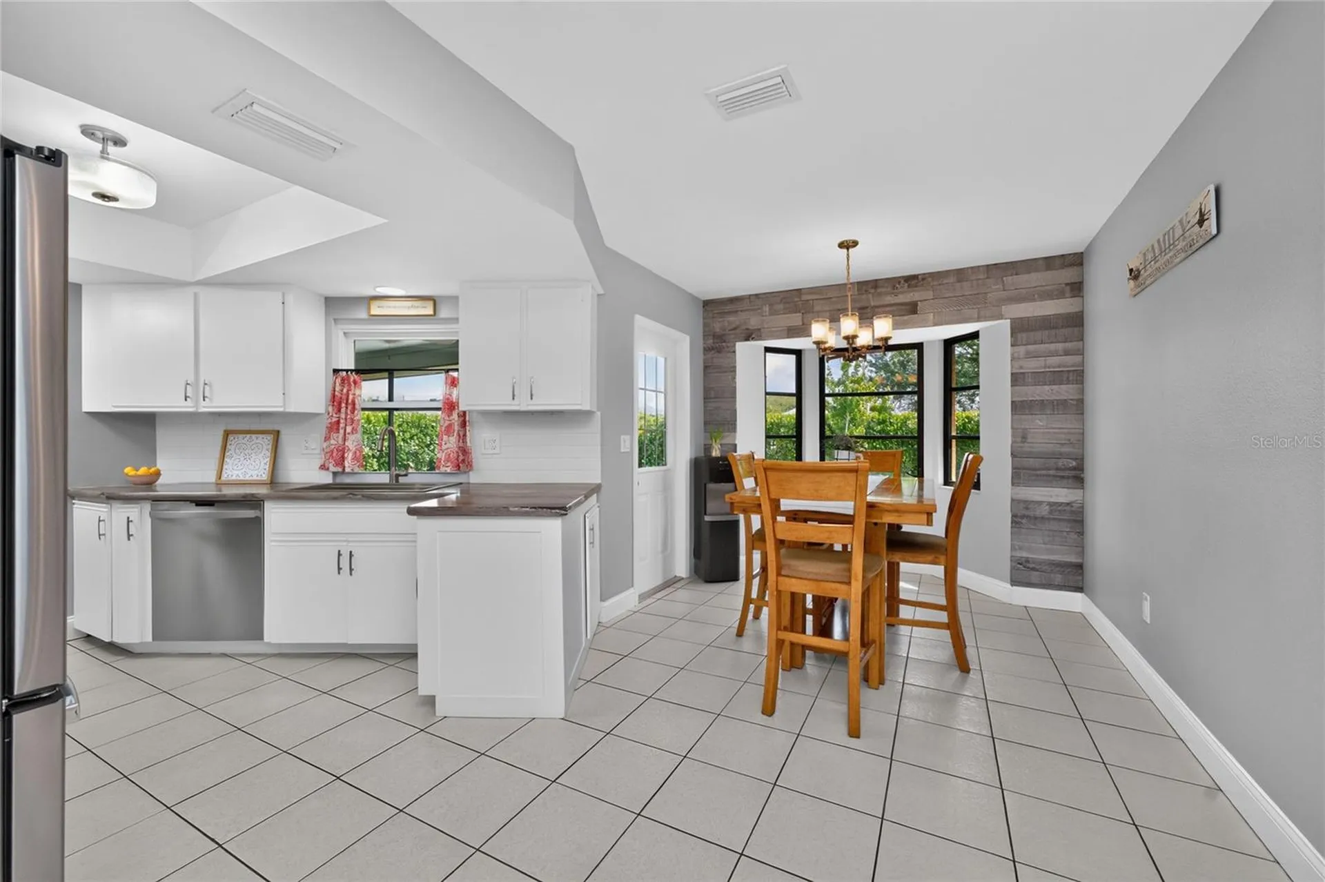 255 Mark Twain Lane Rotonda West FL 33947