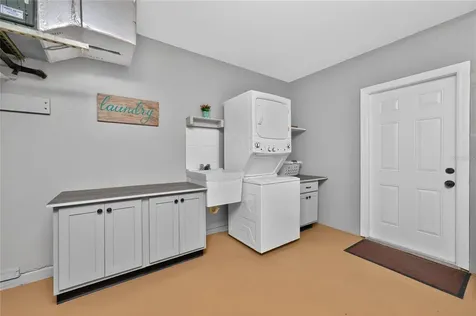 255 Mark Twain Lane Rotonda West FL 33947