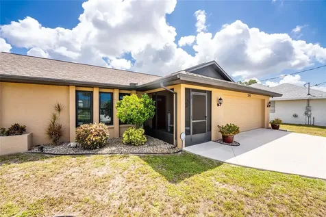 255 Mark Twain Lane Rotonda West FL 33947
