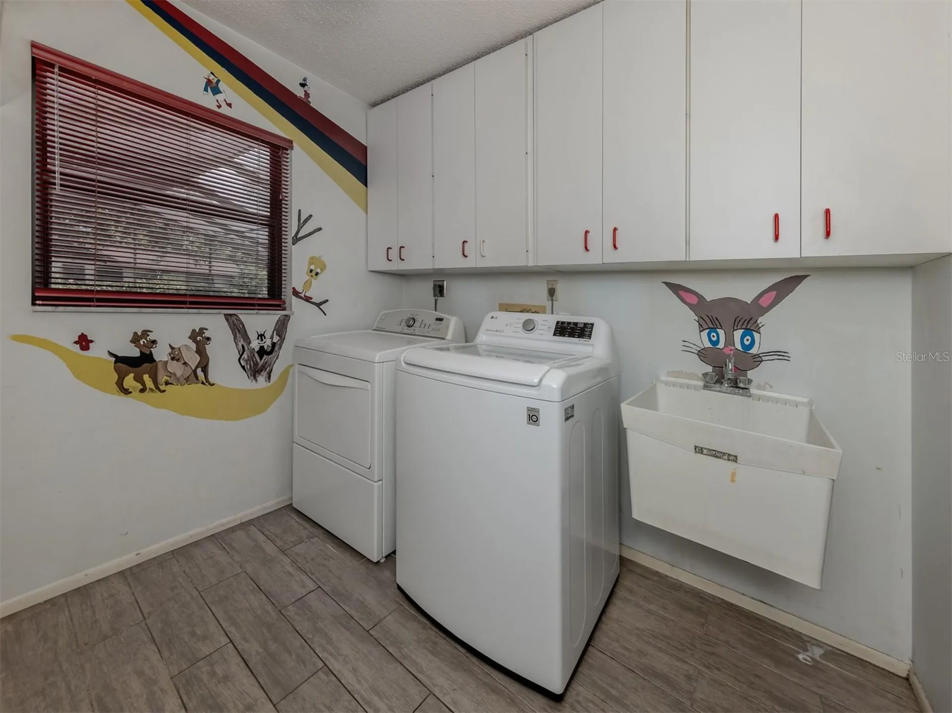 4361 Whispering Woods Place Sarasota FL 34233