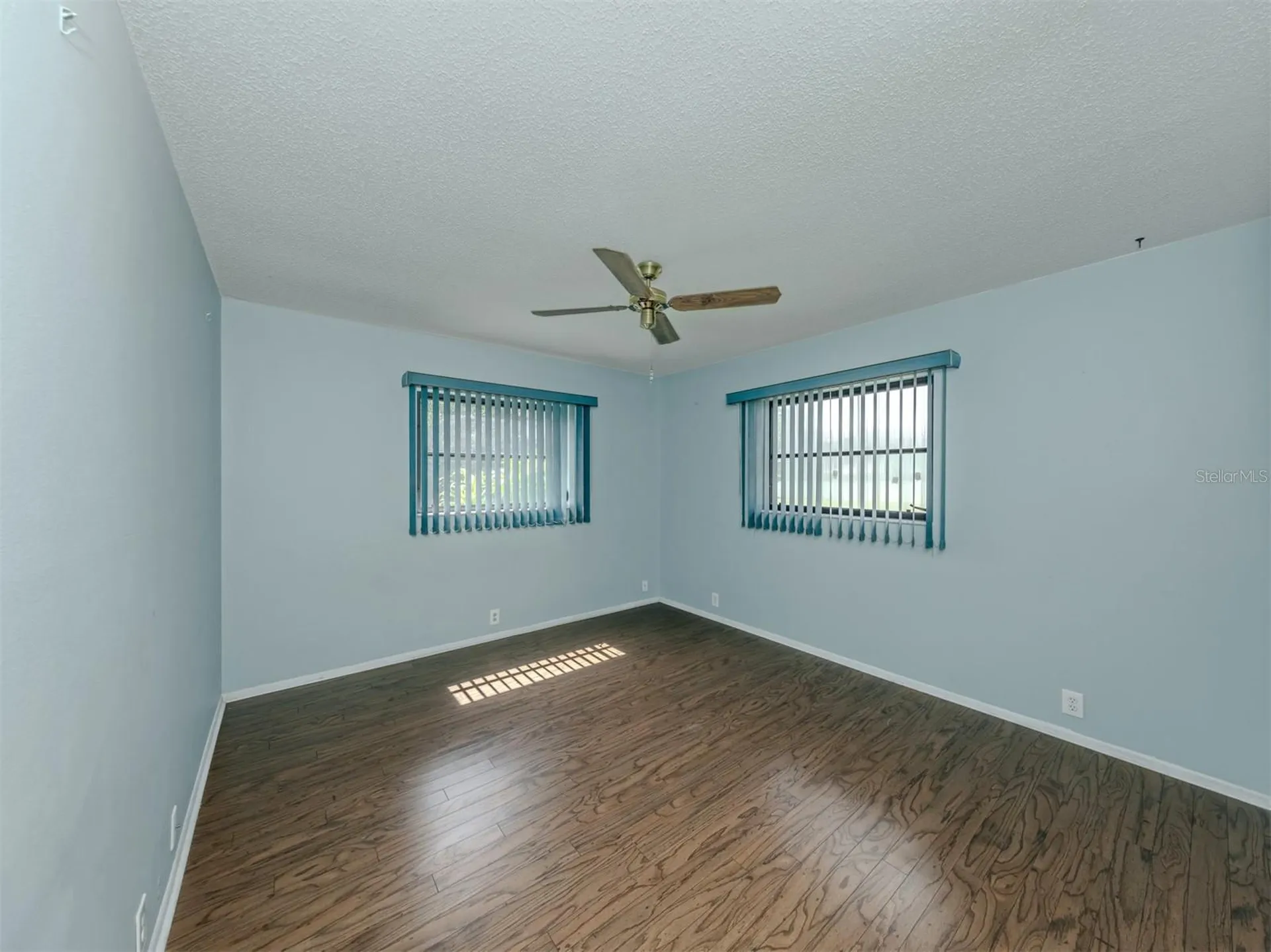 4361 Whispering Woods Place Sarasota FL 34233