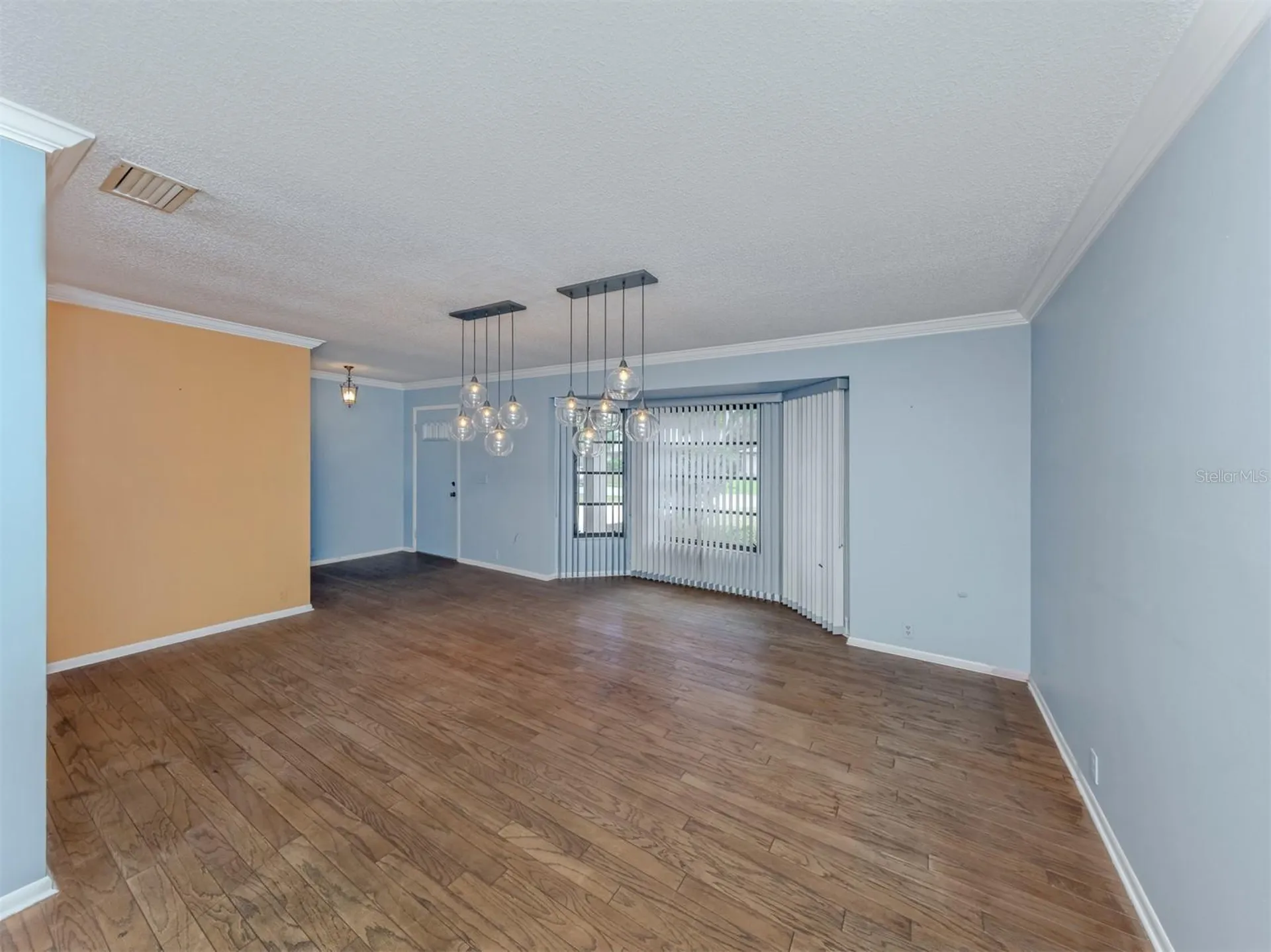 4361 Whispering Woods Place Sarasota FL 34233
