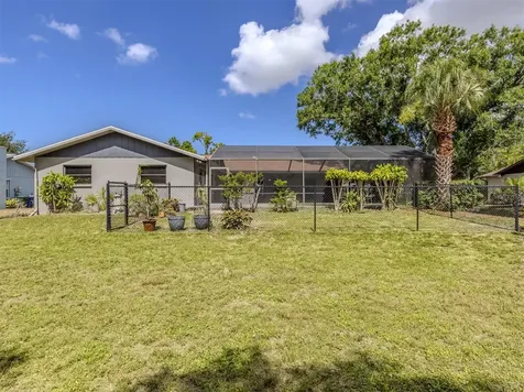 4361 Whispering Woods Place Sarasota FL 34233