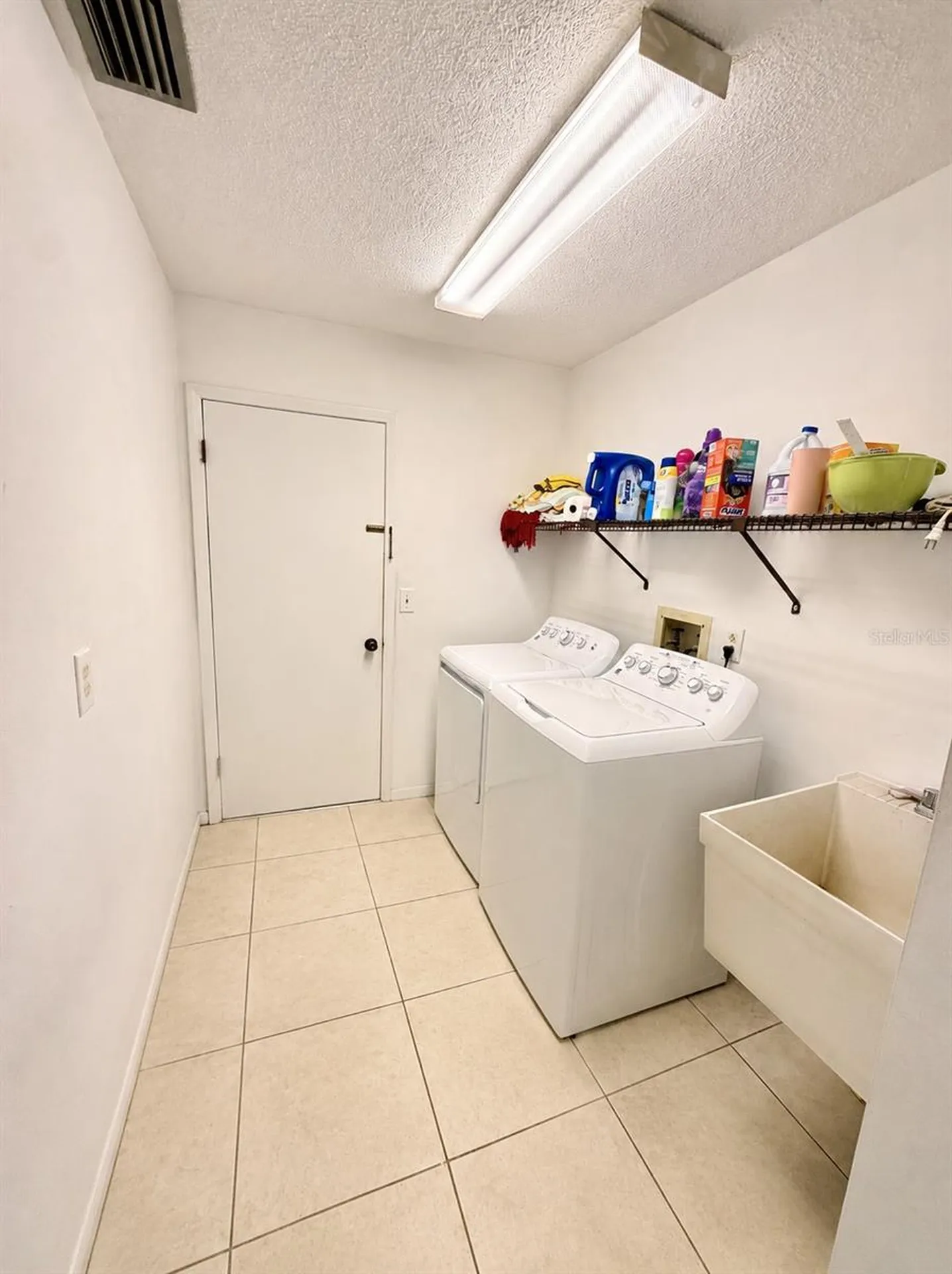 1382 Sutton Place Drive Palm Harbor FL 34683